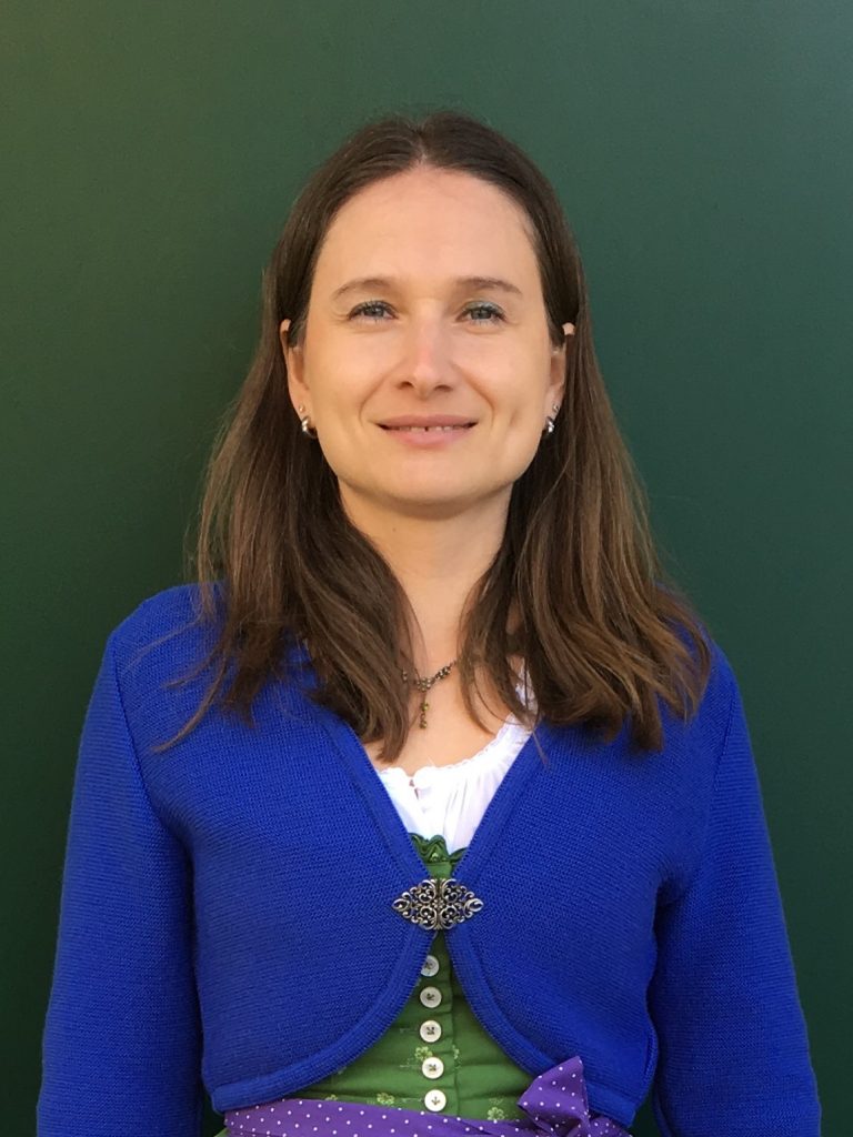 Heidelbeer-Joghurt-Creme im Glas_September 2019 – Steirische Milchstrasse Heidelbeer-Joghurt-Creme im Glas_September 2019 – Steirische Milchstrasse